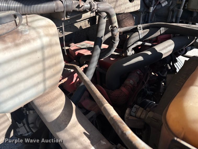 image for item YA0786 2014 Freightliner MT45 delivery truck