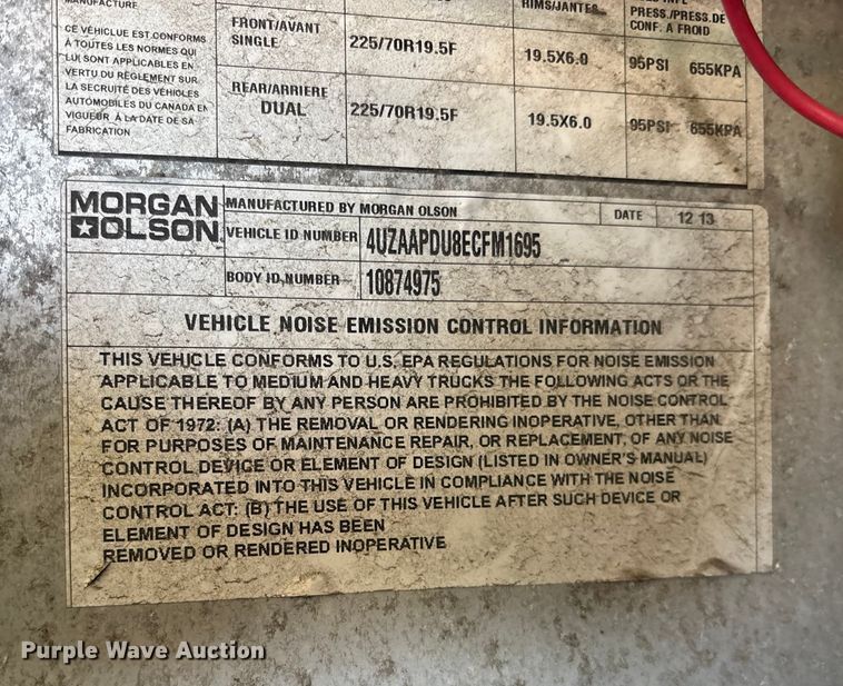 image for item YA0786 2014 Freightliner MT45 delivery truck