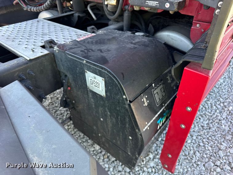 image for item YA0787 2019 Freightliner Cascadia semi truck