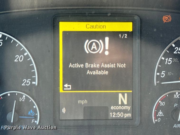 image for item YA0787 2019 Freightliner Cascadia semi truck