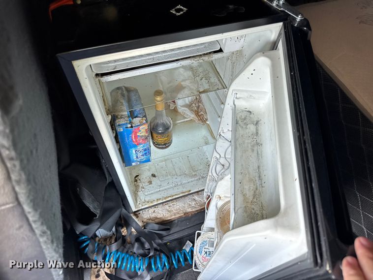 image for item YA0787 2019 Freightliner Cascadia semi truck