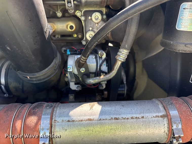 image for item YA0787 2019 Freightliner Cascadia semi truck