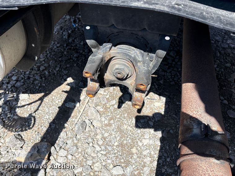 image for item YA0792 2019 International LT625 semi truck