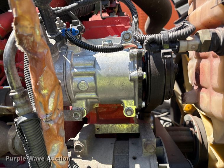 image for item YA0792 2019 International LT625 semi truck