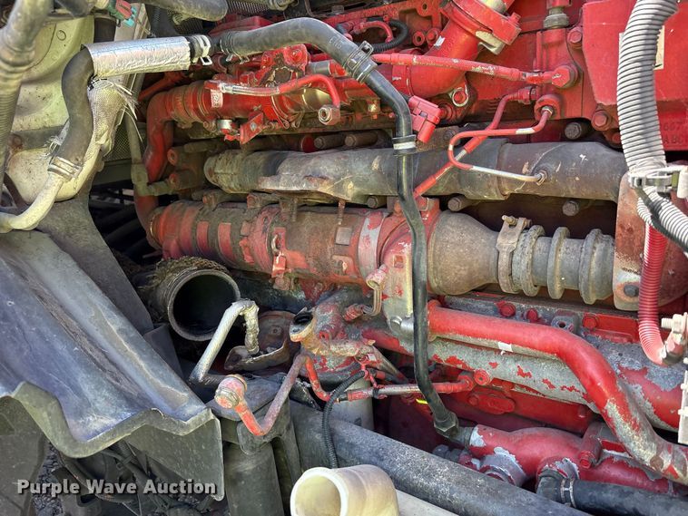 image for item YA0792 2019 International LT625 semi truck