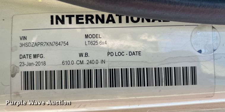 image for item YA0792 2019 International LT625 semi truck