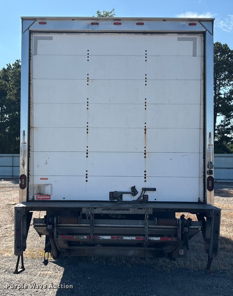 image for item YA0793 2019 Freightliner Business Class M2 box truck