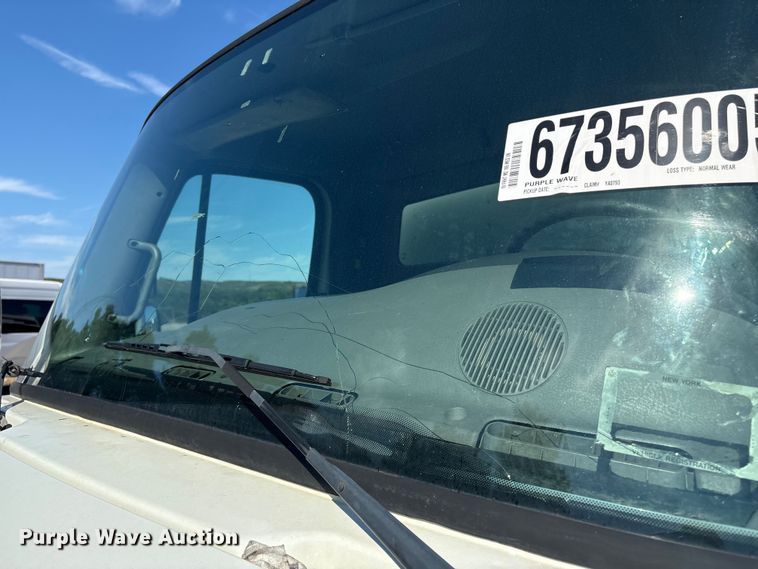 image for item YA0793 2019 Freightliner Business Class M2 box truck