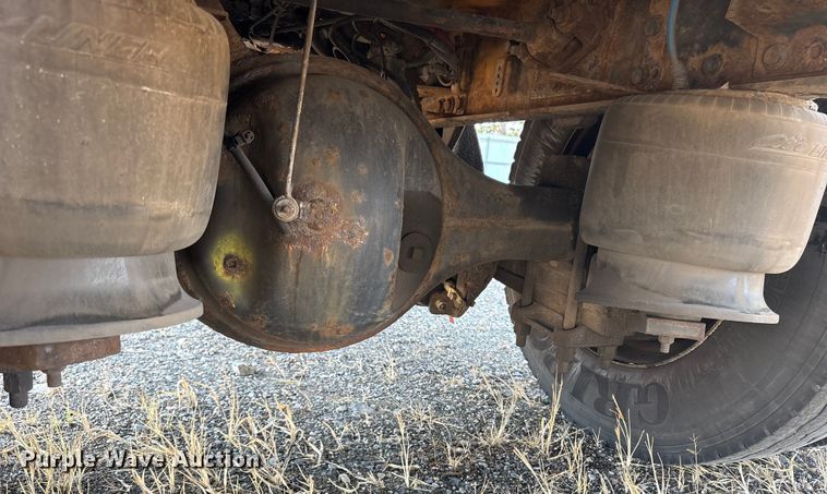 image for item YA0793 2019 Freightliner Business Class M2 box truck