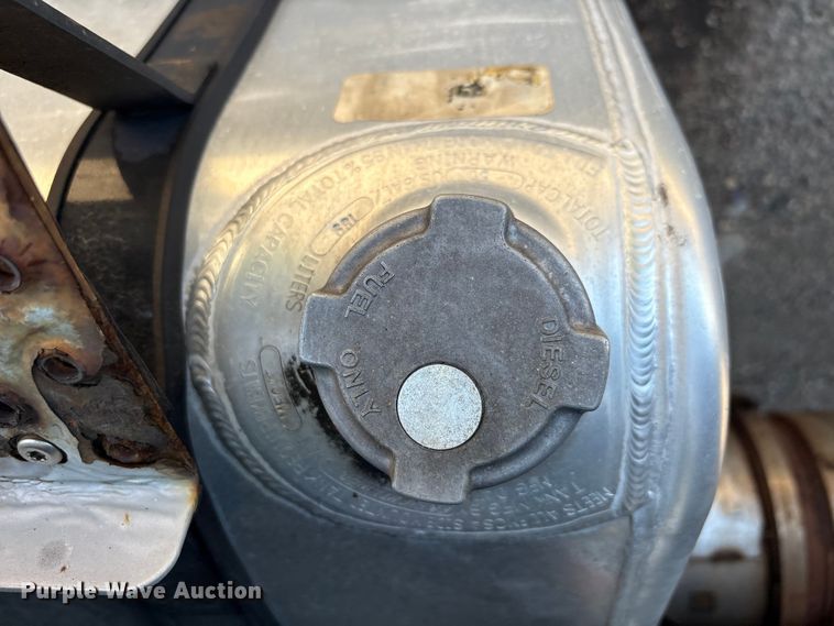 image for item YA0793 2019 Freightliner Business Class M2 box truck