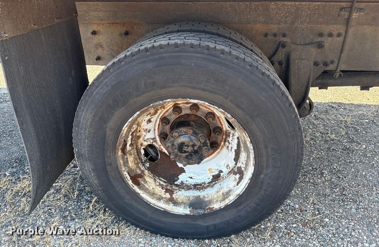 image for item YA0793 2019 Freightliner Business Class M2 box truck