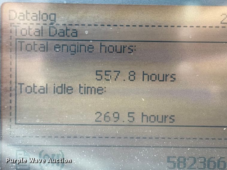 image for item YA0856 2017 Volvo VNL semi truck