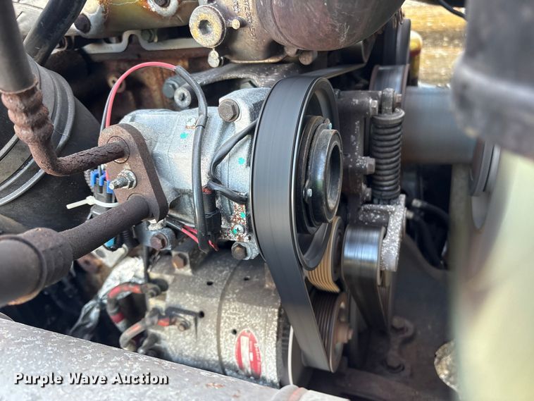 image for item YA0858 2015 Freightliner Cascadia semi truck