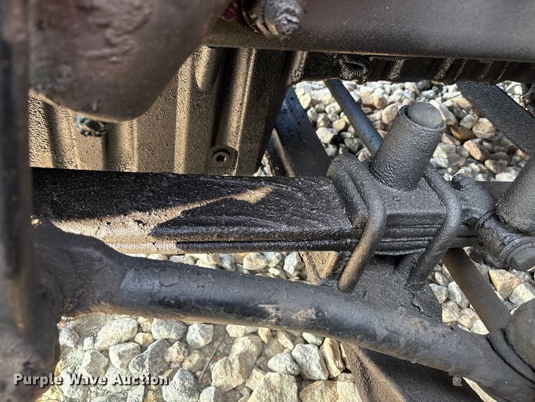 image for item YA0988 2016 Freighliner Cascadia 125 semi truck