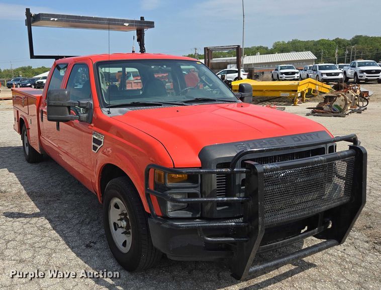 image for item DE2211 2008 Ford F250 Super Duty Crew Cab utility bed pickup truck