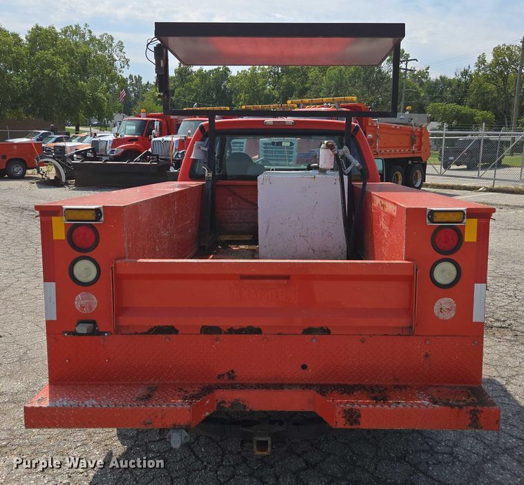 image for item DE2211 2008 Ford F250 Super Duty Crew Cab utility bed pickup truck