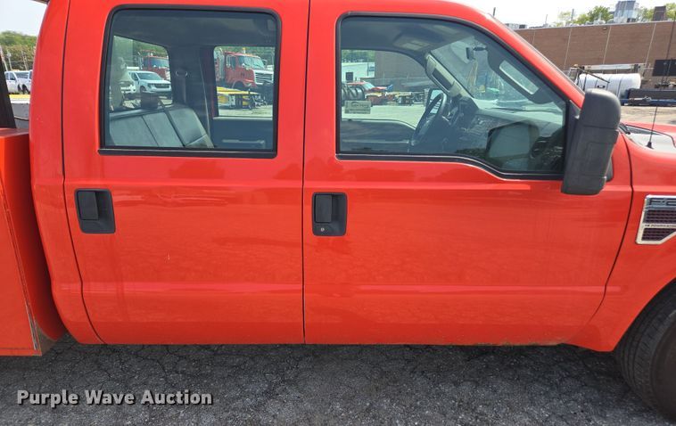 image for item DE2211 2008 Ford F250 Super Duty Crew Cab utility bed pickup truck