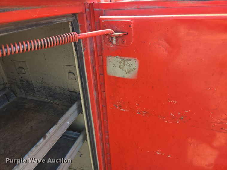 image for item DE2211 2008 Ford F250 Super Duty Crew Cab utility bed pickup truck