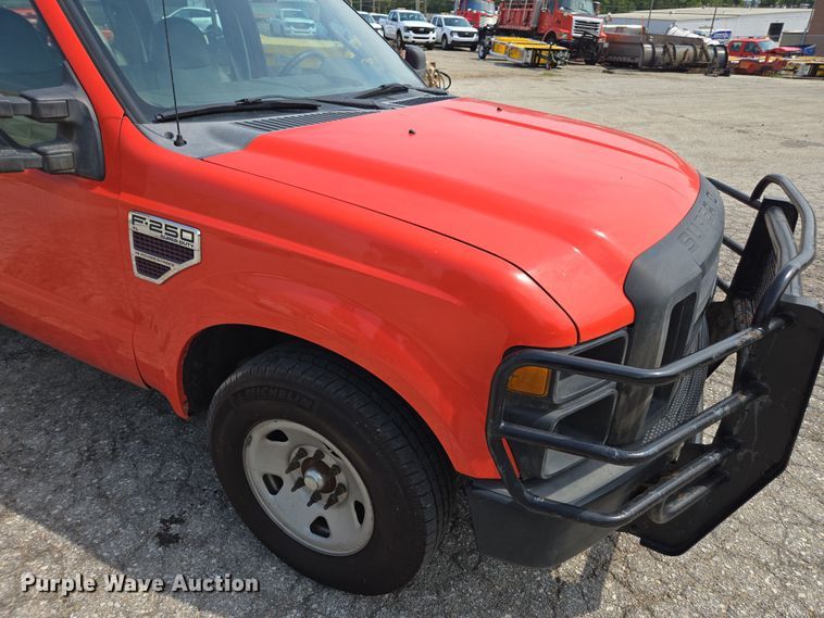 image for item DE2211 2008 Ford F250 Super Duty Crew Cab utility bed pickup truck