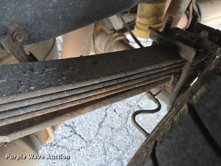 image for item DE2211 2008 Ford F250 Super Duty Crew Cab utility bed pickup truck