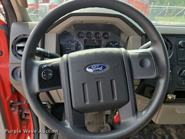 image for item DE2211 2008 Ford F250 Super Duty Crew Cab utility bed pickup truck