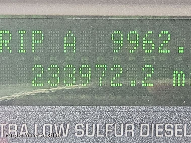 image for item DE2211 2008 Ford F250 Super Duty Crew Cab utility bed pickup truck