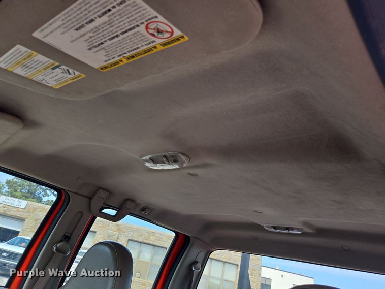 image for item DE2211 2008 Ford F250 Super Duty Crew Cab utility bed pickup truck