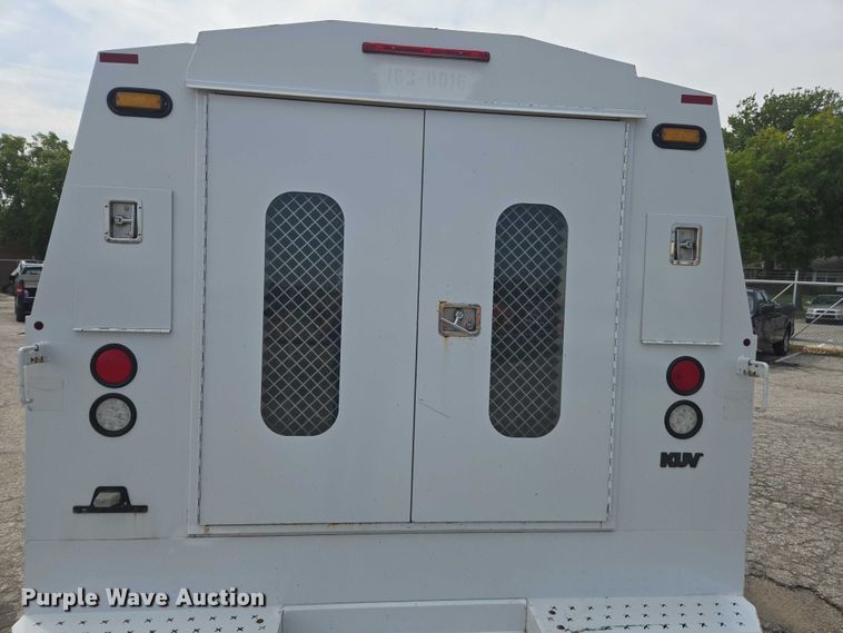 image for item DE2212 2016 Ford F350 Super Duty Crew Cab utility bed pickup truck