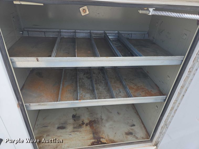 image for item DE2212 2016 Ford F350 Super Duty Crew Cab utility bed pickup truck