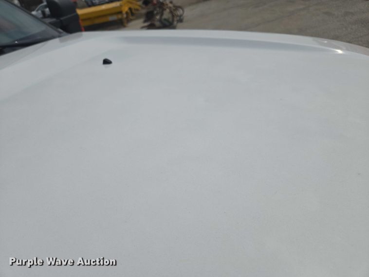 image for item DE2212 2016 Ford F350 Super Duty Crew Cab utility bed pickup truck