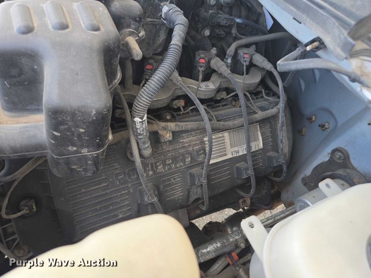 image for item DE2212 2016 Ford F350 Super Duty Crew Cab utility bed pickup truck