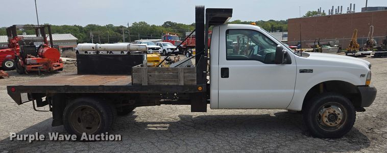 image for item DE2214 2003 Ford F450 Super Duty flatbed truck