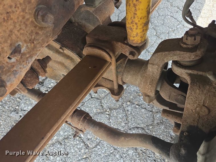 image for item DE2214 2003 Ford F450 Super Duty flatbed truck