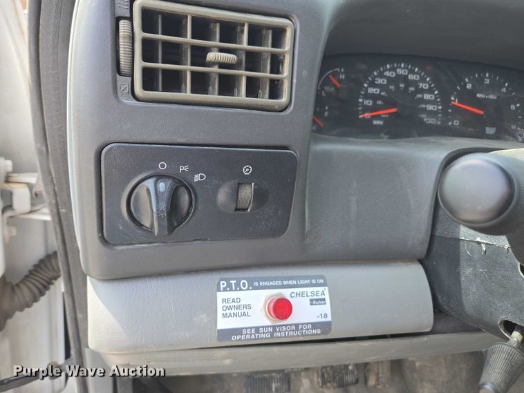 image for item DE2214 2003 Ford F450 Super Duty flatbed truck