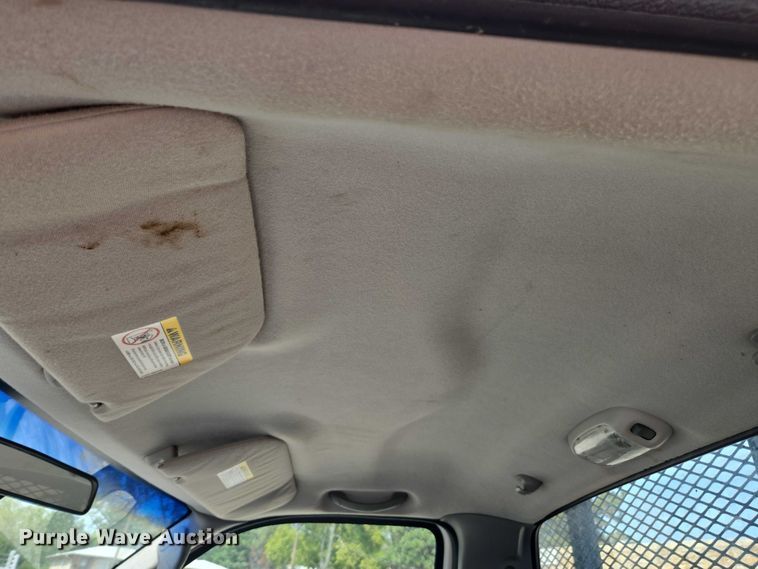 image for item DE2214 2003 Ford F450 Super Duty flatbed truck