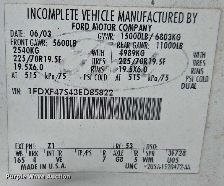 image for item DE2214 2003 Ford F450 Super Duty flatbed truck