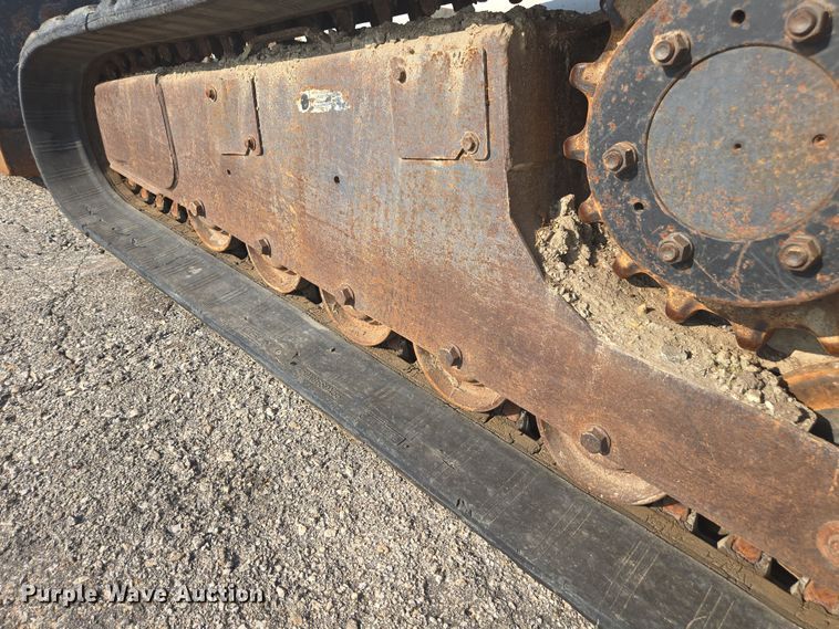 image for item DE2216 2007 Bobcat T300 tracked skid steer loader