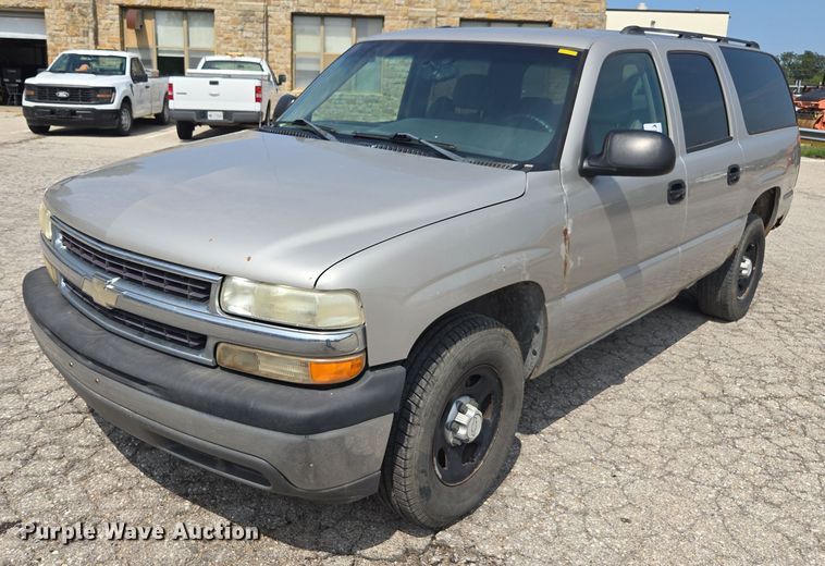 image for item DE2217 2006 Chevrolet Suburban 1500 SUV