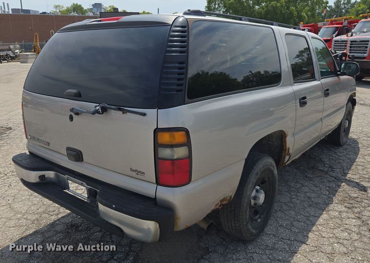 image for item DE2217 2006 Chevrolet Suburban 1500 SUV