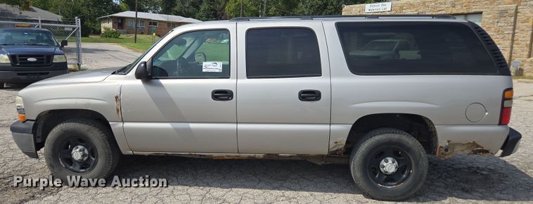 image for item DE2217 2006 Chevrolet Suburban 1500 SUV