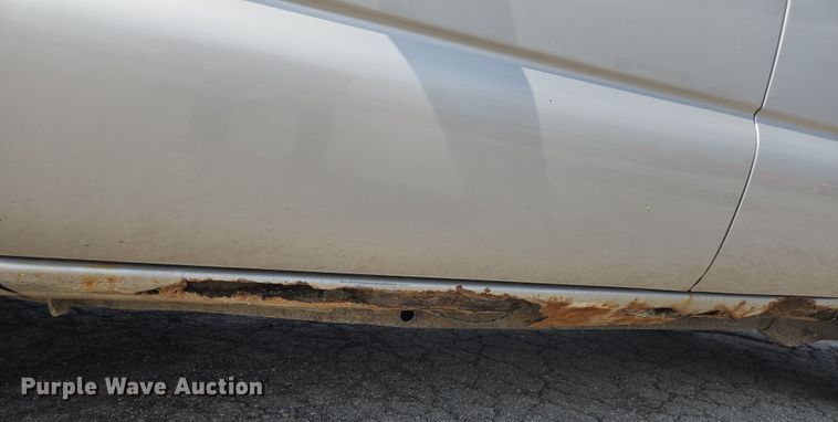 image for item DE2217 2006 Chevrolet Suburban 1500 SUV