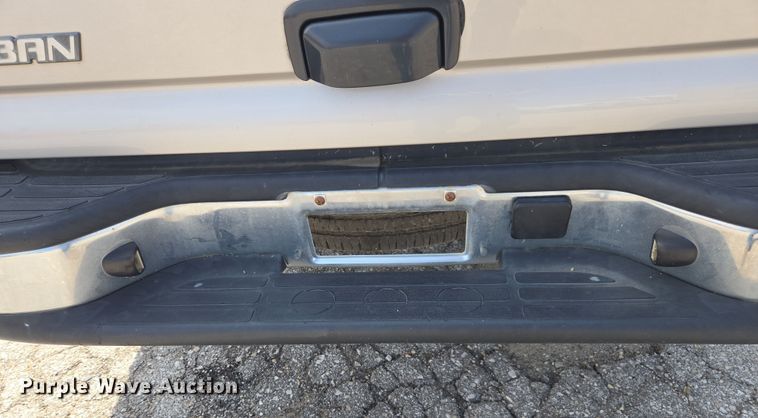 image for item DE2217 2006 Chevrolet Suburban 1500 SUV