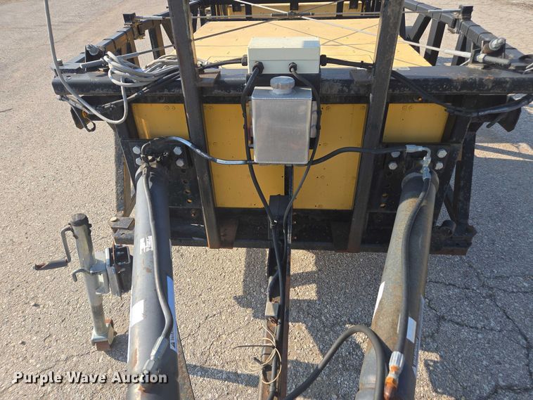 image for item DE2218 2013 Energy Absorption Systems crash attenuator trailer