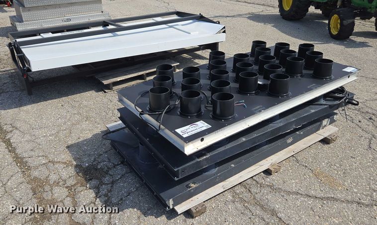 image for item DE2221 Truck parts