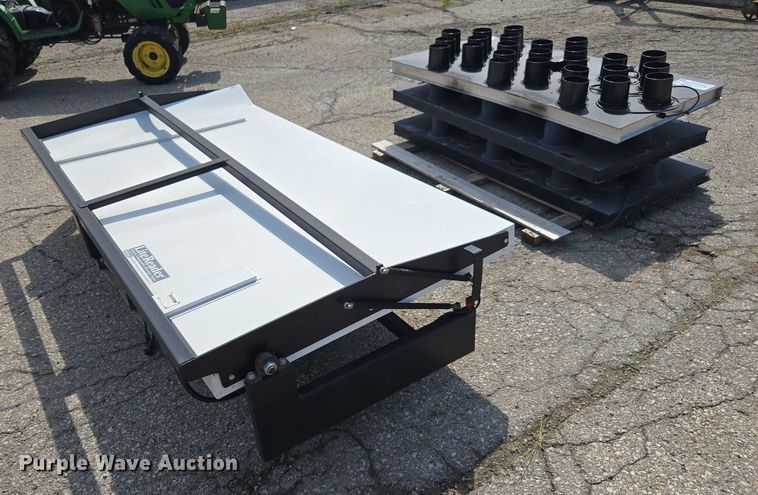 image for item DE2221 Truck parts