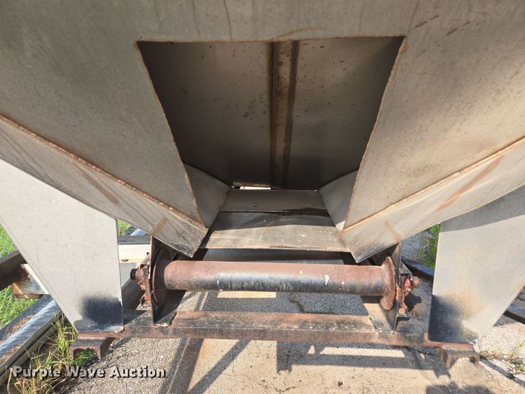 image for item DE2224 Stainless steel hopper