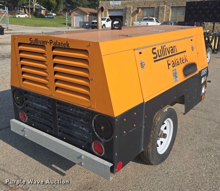 image for item DE2225 2012 Sullivan Palatek D0185PJD air compressor