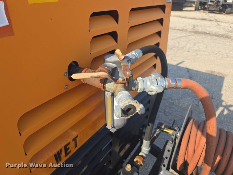 image for item DE2225 2012 Sullivan Palatek D0185PJD air compressor