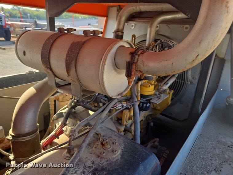 image for item DE2225 2012 Sullivan Palatek D0185PJD air compressor