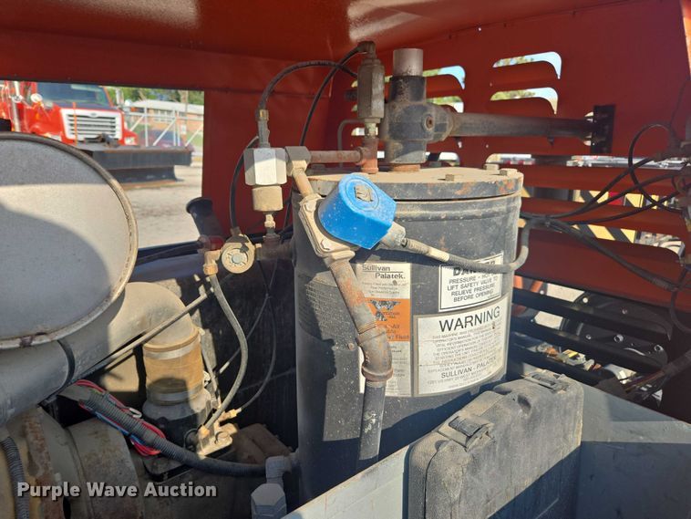 image for item DE2225 2012 Sullivan Palatek D0185PJD air compressor